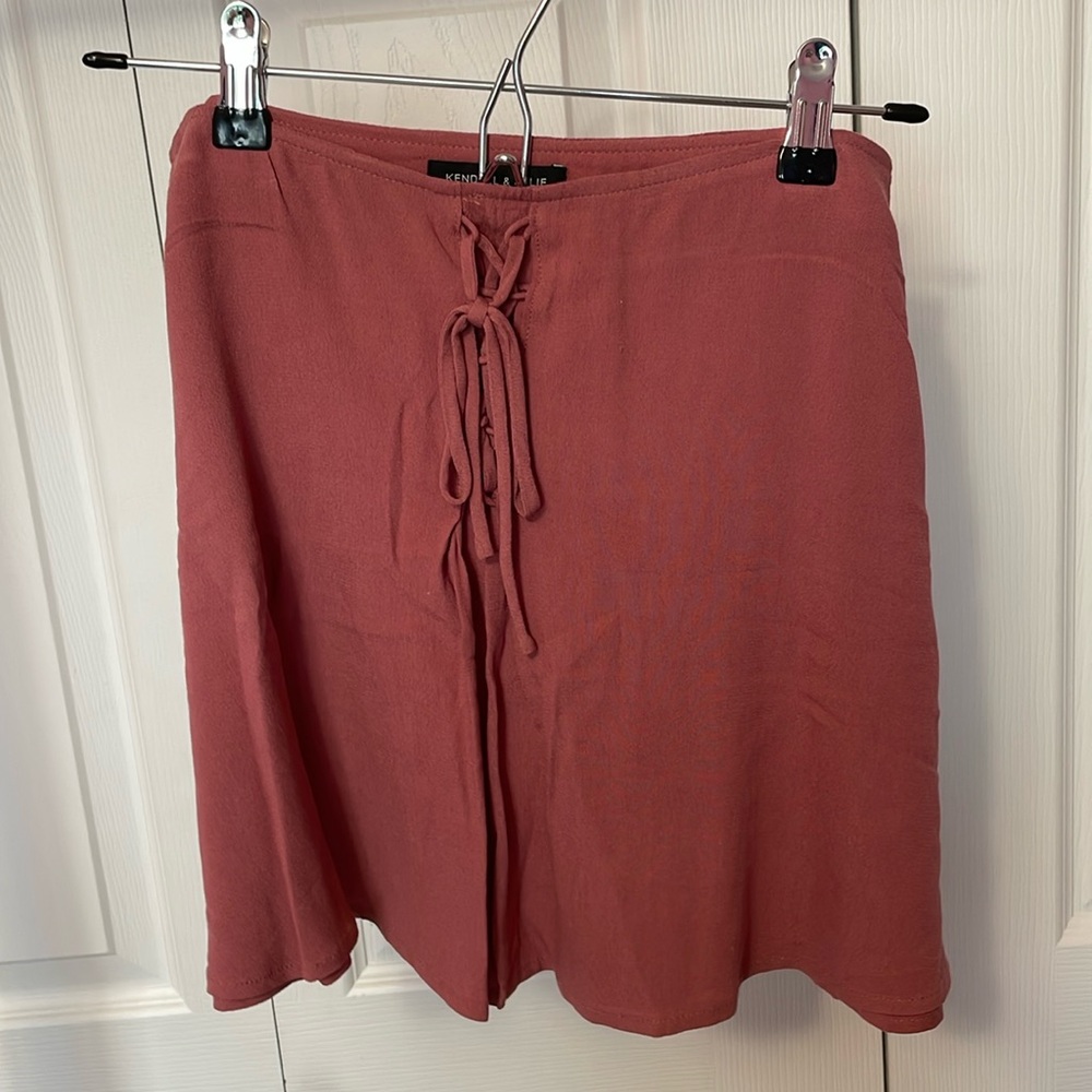 Kendall and Kylie Pink Lace up Skater Skirt Size Small